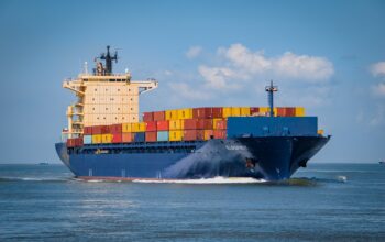 container-ship-gc89ccc891_1280
