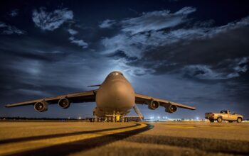 plane-g35cca2fb3_1280